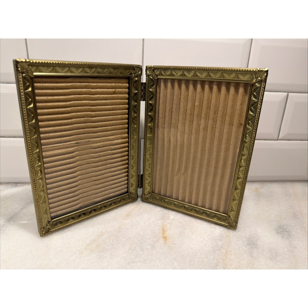 Gold‎ Metal Photo Frame  5" X 7" Ornate Easel Vintage Double Hinge Frame A001